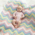 Manta in Crochet Rainbow Bernat