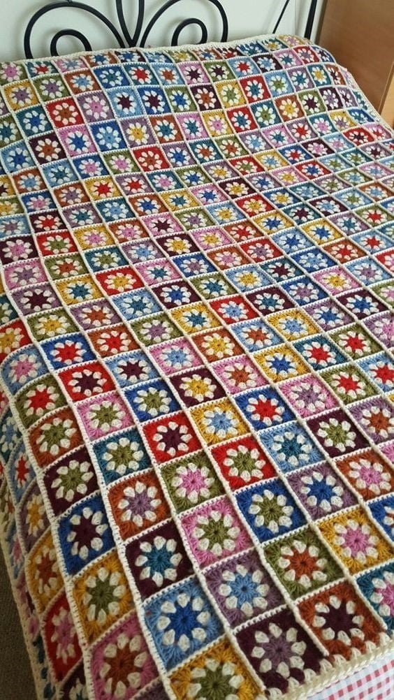 Crochet flower Granny Square Bed spread