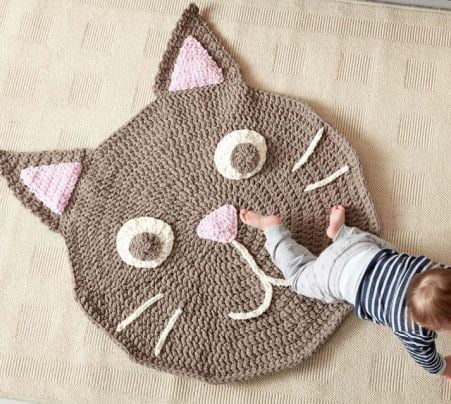 Step by step crochet carpet cat Purrrfect