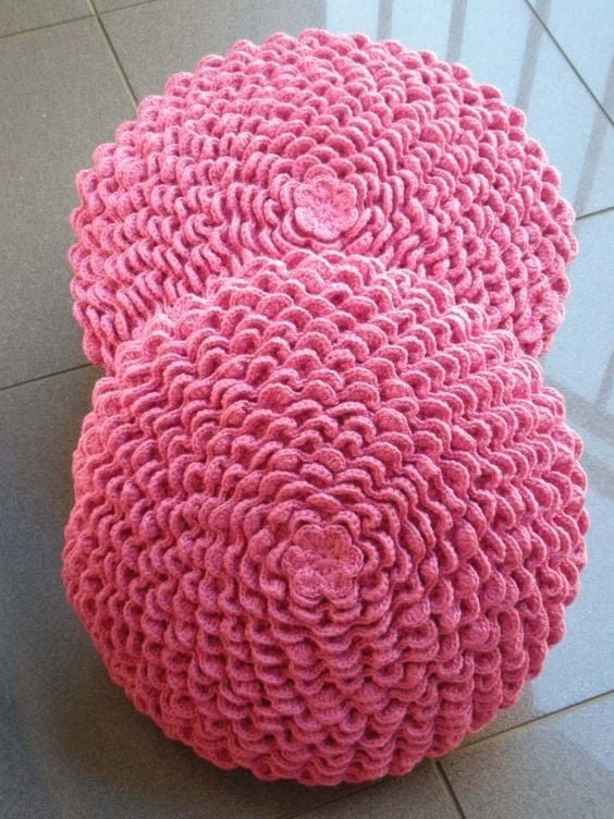 Step by step crochet cushion
